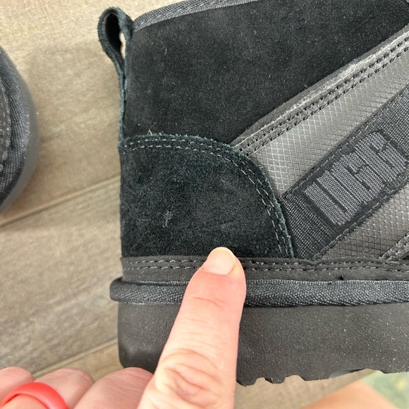 NEW UGG Neumel Snapback Black Boots - Picture 9 of 9
